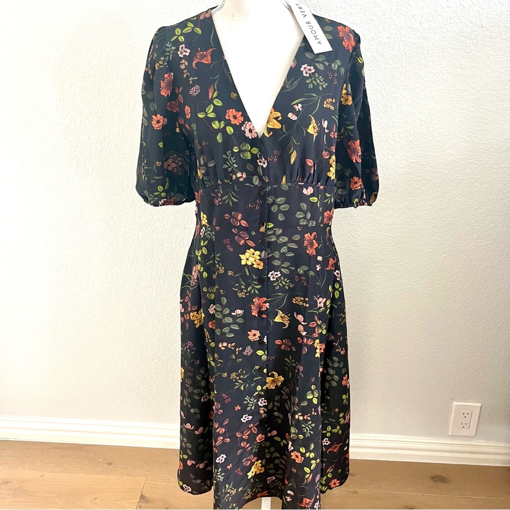 Stunning new silk floral dress large